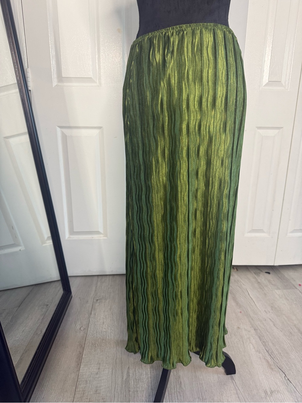 Green Textured Maxi Skirt
